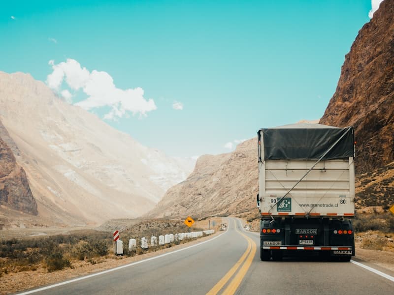 Local & Long-Distance Trucking